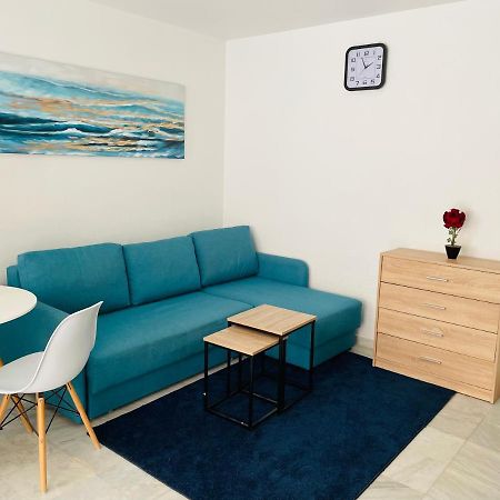 Studio Apartment Vicente Blasco Ibanez, 127 托雷维耶哈 外观 照片