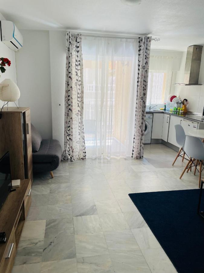 Studio Apartment Vicente Blasco Ibanez, 127 托雷维耶哈 外观 照片