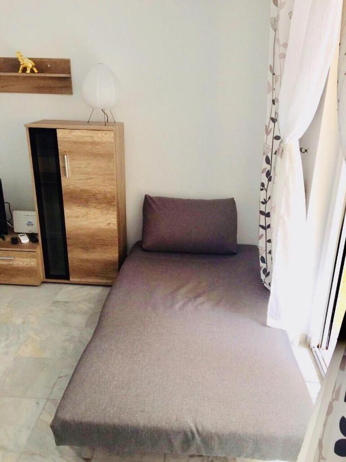 Studio Apartment Vicente Blasco Ibanez, 127 托雷维耶哈 外观 照片